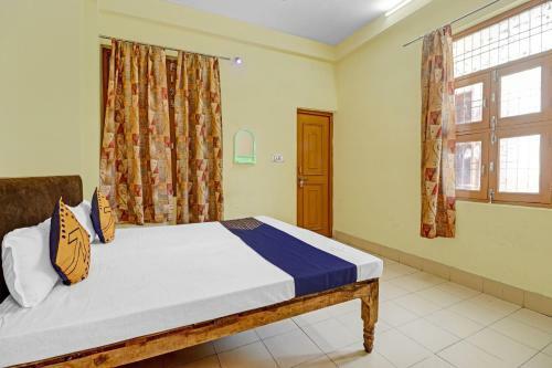 Hotel Spot On 82139 Royal Guest House