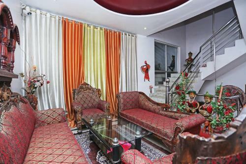 Collection O 2756 Hotel Virasat