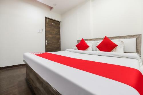 Hotel Oyo 42610 H R Inn