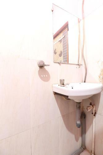 Oyo Flagship 86209 Hotel Manveer