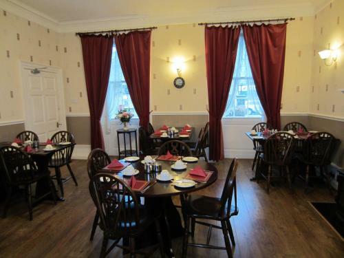 Carmelite House Hotel