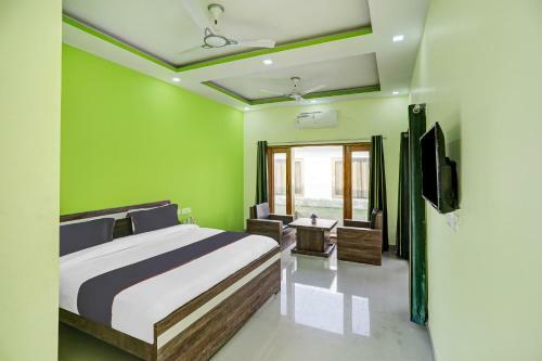 Hotel Collection O 85232 Green Farm Resort