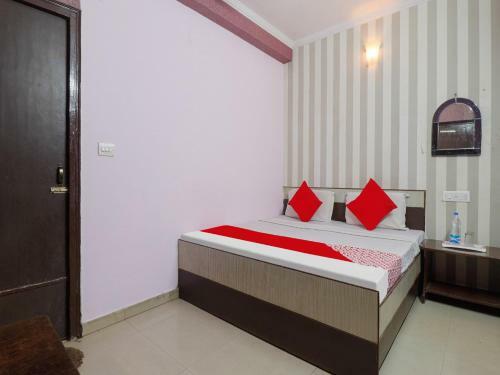 Oyo 85880 Hotel Goverdhan Palace