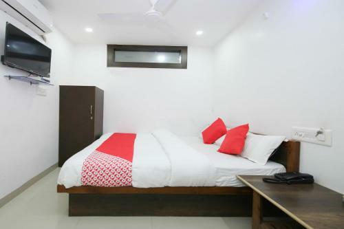 Oyo 29788 Hotel Tushar Palace