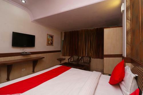 Oyo 29788 Hotel Tushar Palace