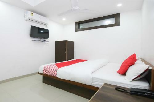 Oyo 29788 Hotel Tushar Palace