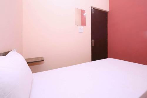 Oyo Flagship 47507 Hotel Chandra
