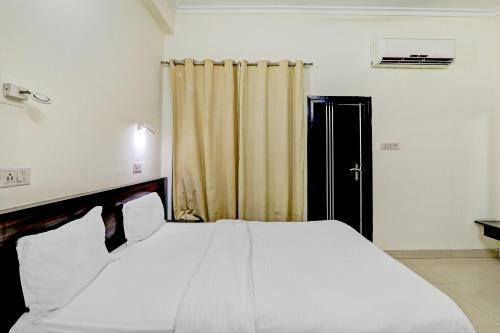 Collection O 83842 Hotel Sayam