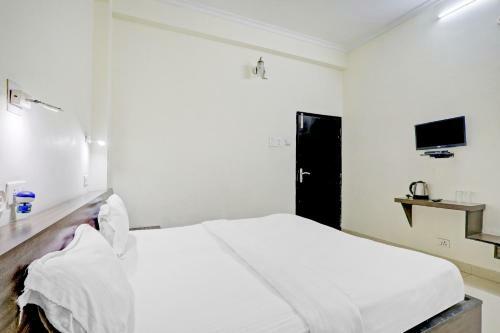 Collection O 83842 Hotel Sayam