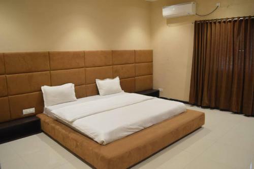 Westin Villas 4bhk With Private Swimming Pool