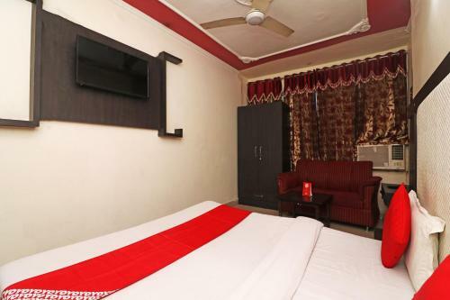 Oyo 35806 Hotel Himgiri