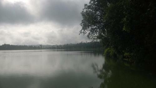 Hotel Ss Resort Near Jaysagar Lake