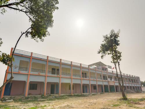 Oyo Ald222 Rajaram Singh Blessing Garden And Hotel