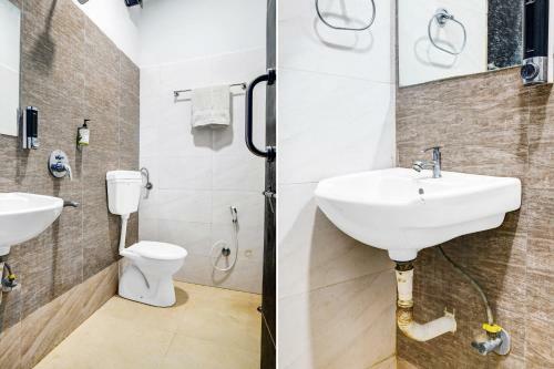 Oyo 82374 Hotel S9