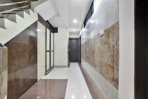 Oyo 82307 Hotel Zodiac