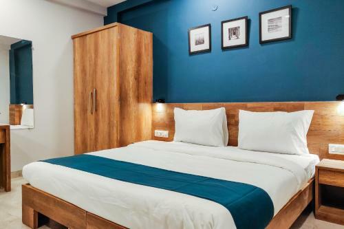 Hotel Silverkey Executive Stays 41109 Chikitsak Nagar