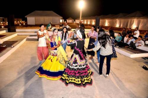 Bed & Breakfast Musafir Desert Safari