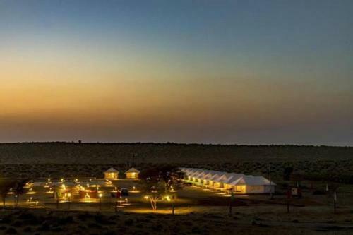 Golden Sandstone Hotel Resort