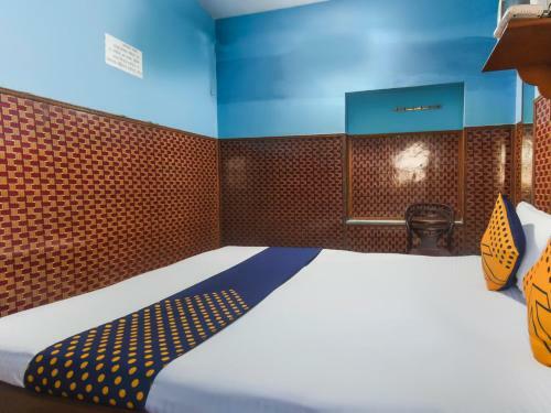 Oyo Flagship 74392 Hotel Mahesh Residency