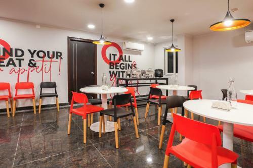 Hotel Collection O 42514 Banjara Hills