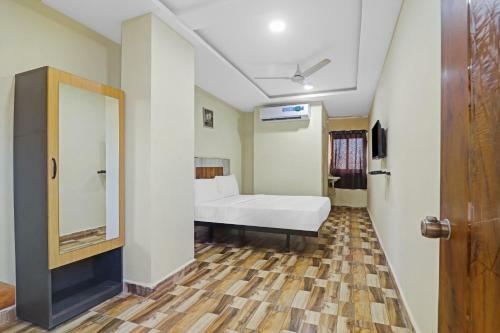Hotel Capital O 85402 Sri Sai Regency