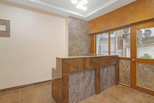 Hotel Capital O 85402 Sri Sai Regency