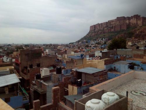 Hostal Shyam Guest House