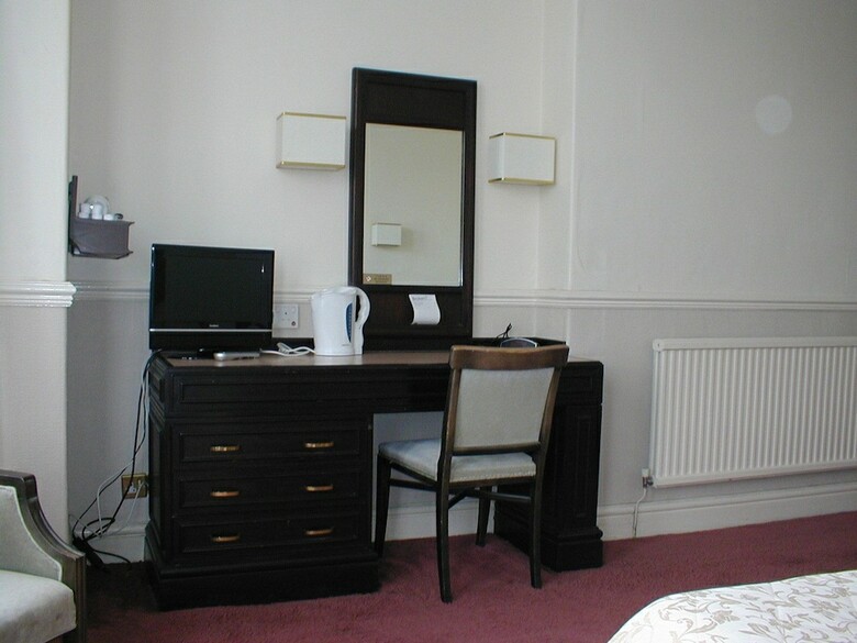 Glen Usk Hotel