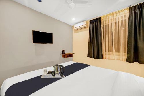 Townhouse Oak Hotel Ardency Blue