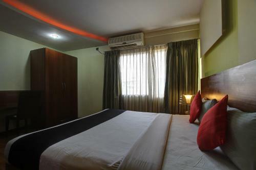 Hotel Capital O 342 The Luxury Stay