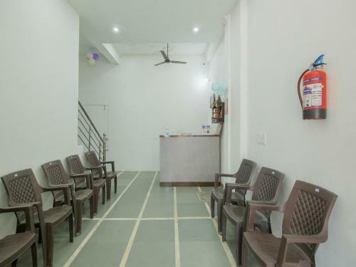 Hotel Oyo Flagship 83393 Ashoka Inn
