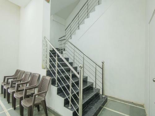 Hotel Oyo Flagship 83393 Ashoka Inn