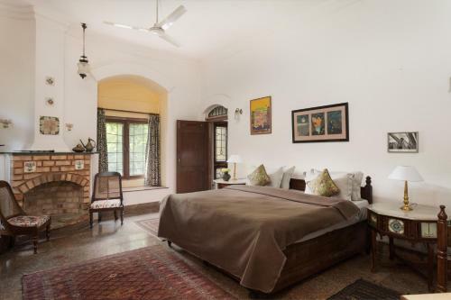 Villa Hostie Chinar Haveli - Heritage Home With Pool, Gurgaon