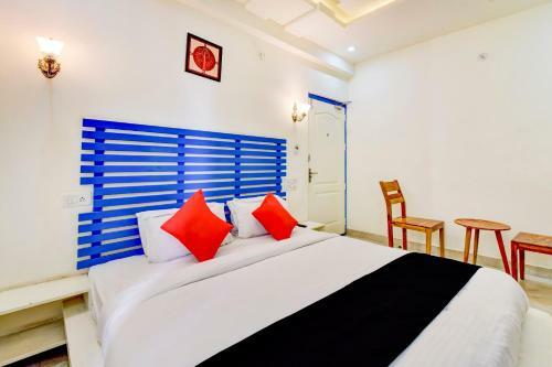 Capital O 81295 Hotel Coracao Inn