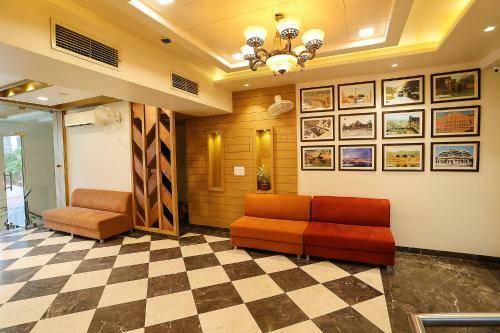 Fabhotel Royal Gm Plaza