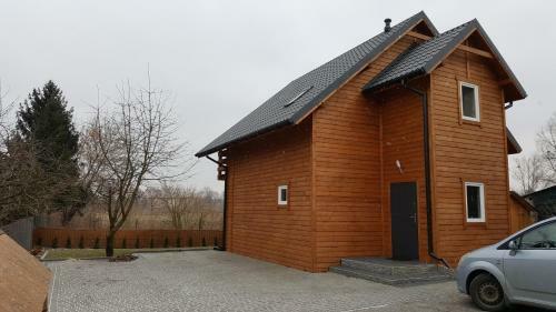 Bia?y Domek (blisko T??ni)