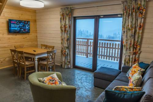 Lodge Krzywy Zak?tek