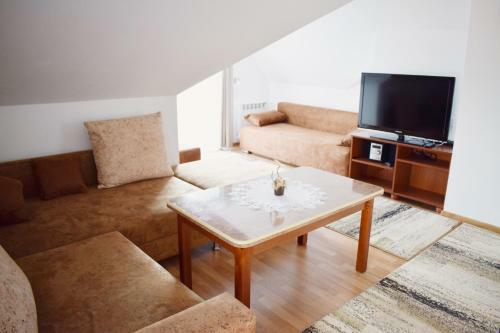Pokoje I Apartament U Lucyny