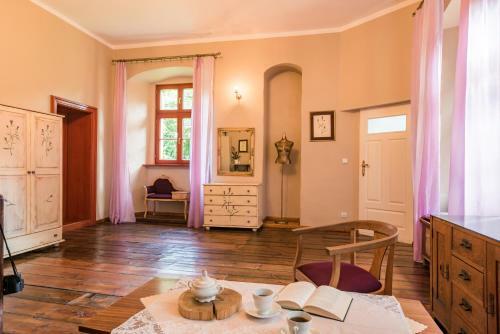 Apartamento Zamek Dobroszyce