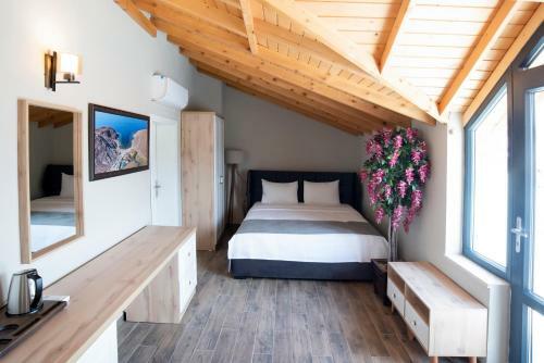Hotel ?mroz Elia Otel
