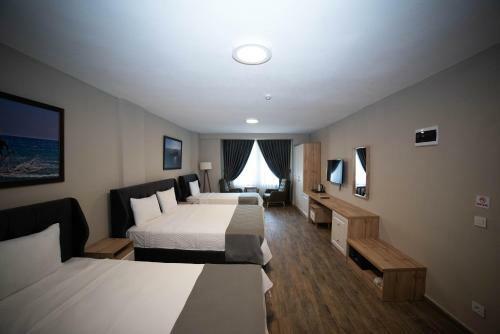Hotel ?mroz Elia Otel