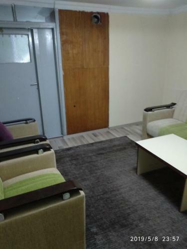 Haci Nevruz Apartlar?