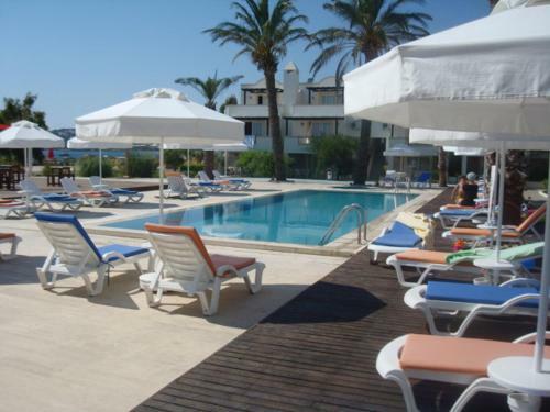 Sea And You Beachfront Apartments