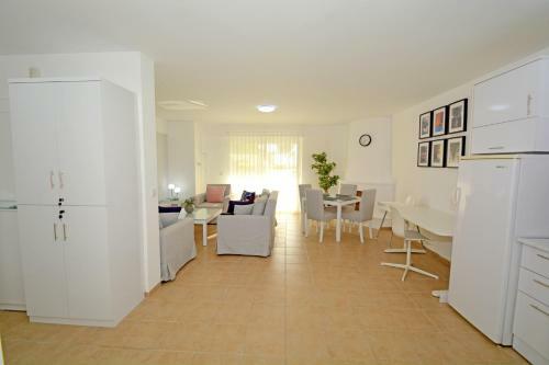 Sea And You Beachfront Apartments