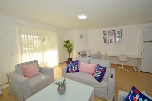 Sea And You Beachfront Apartments