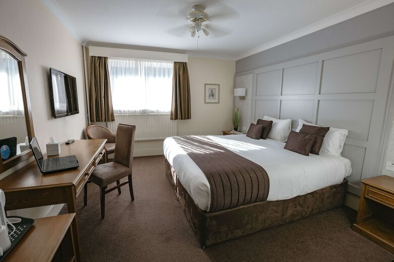 Best Western Manor Hotel