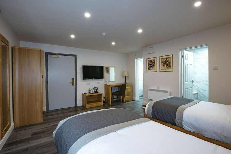 Best Western Manor Hotel