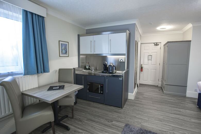 Best Western Manor Hotel