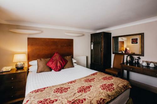 Posada The Sun Hotel & Bar