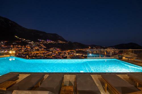 Villa Unlimited 2 Luxury 6 Bedroom Villa